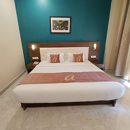 Astra Hotels & Suites Whitefield Near To Nallurahalli Metro Station And Ktpo Bangalore Eksteriør billede