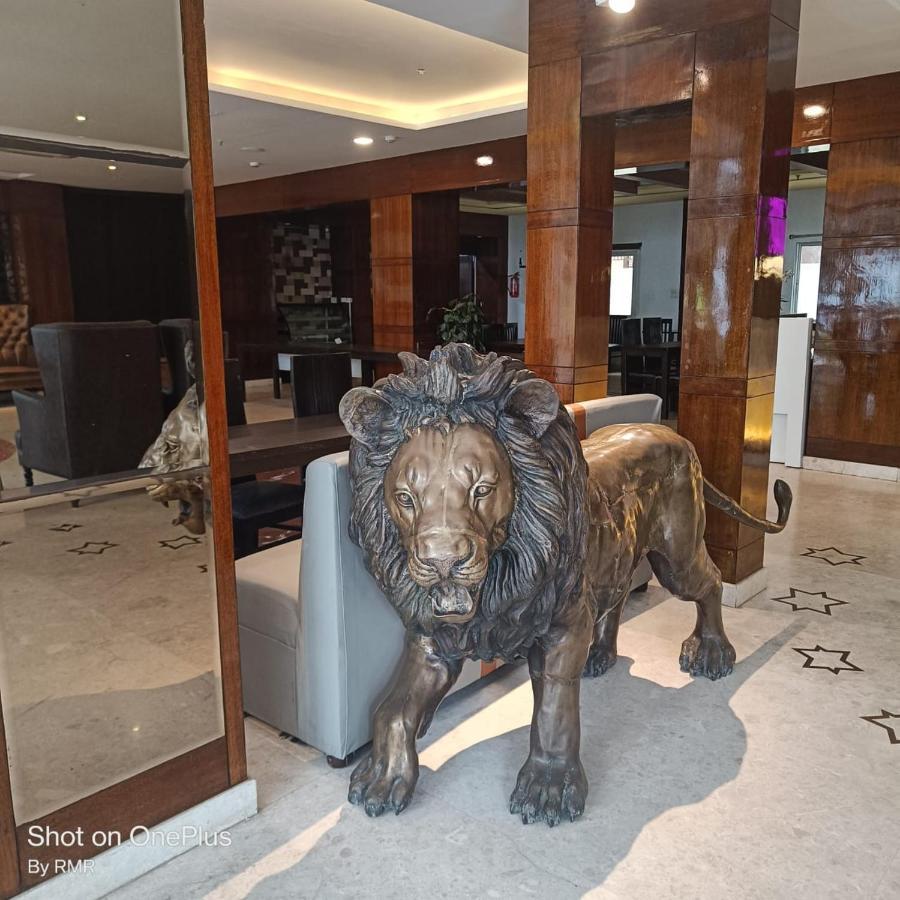 Astra Hotels & Suites Whitefield Near To Nallurahalli Metro Station And Ktpo Bangalore Eksteriør billede