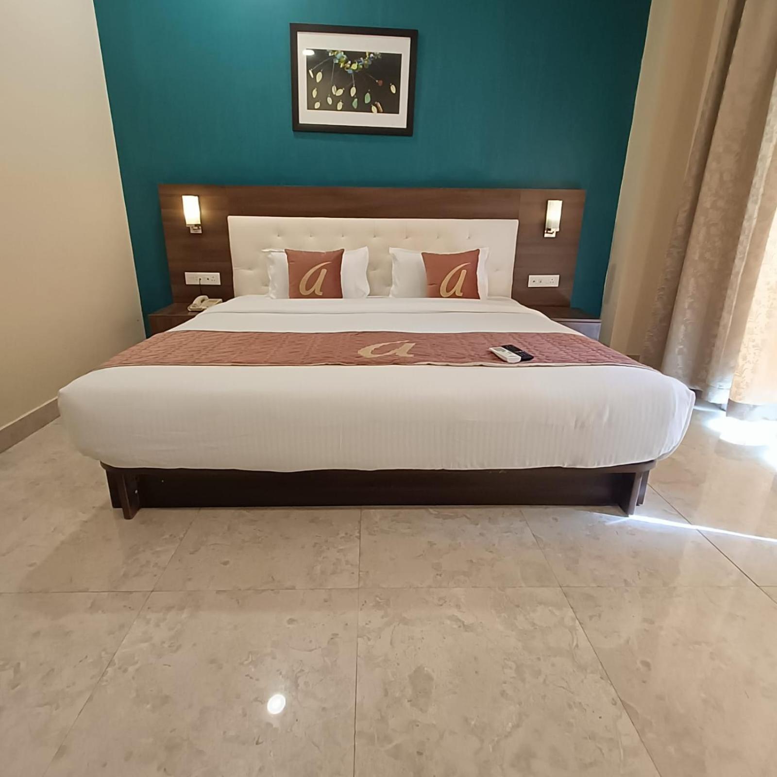 Astra Hotels & Suites Whitefield Near To Nallurahalli Metro Station And Ktpo Bangalore Eksteriør billede