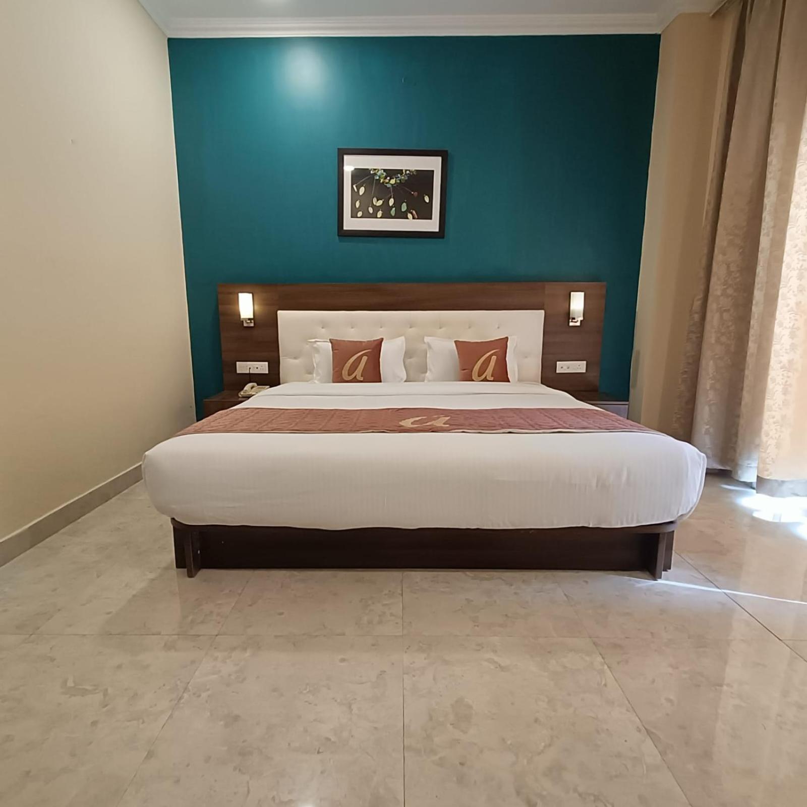 Astra Hotels & Suites Whitefield Near To Nallurahalli Metro Station And Ktpo Bangalore Eksteriør billede